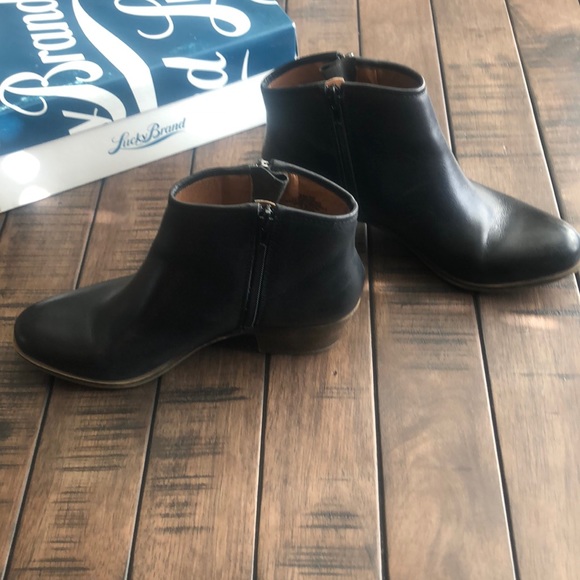 Lucky Brand Shoes - Lucky Brand Boots Booties Black Sz 9 🔥🔥